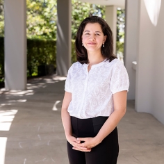 Veronica Aoki Santarosa in an outside setting
