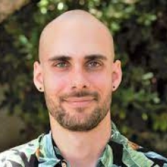 headshot of Max Buchholz